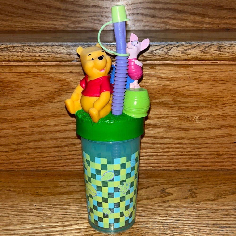 Winnie the Pooh and piglet kids drinking cup straw screw on top vintage Disney